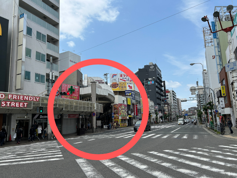 楽天モバイル 十三駅前路面店 アクセス３
