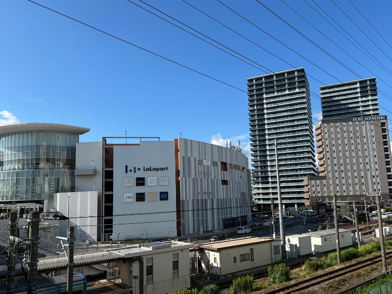 楽天モバイル　ららぽーと海老名店　アクセス３