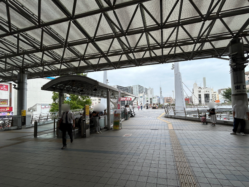 楽天モバイル 横須賀中央駅前店　アクセス２